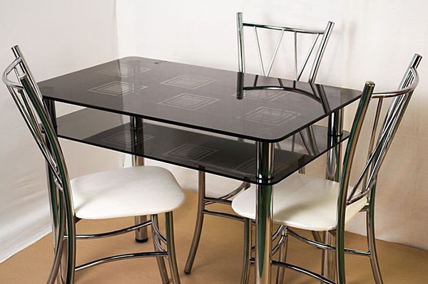 Стеклянные столы для кухни — современный взгляд на роскошный интерьер
